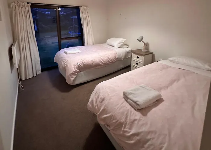 Downtown Wanaka, Private House With Huge Backyard